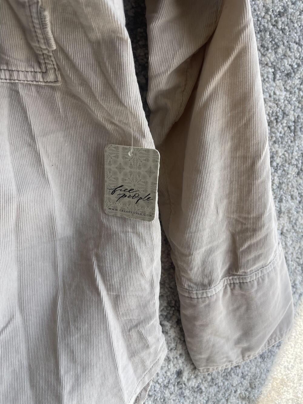 Free People Shirt Womens Medium Oversized Corduroy Champagne Dream Button Up NWT - Picture 4 of 7